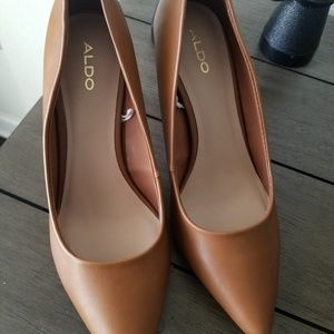 Aldo Shoes | Camel Pumps
